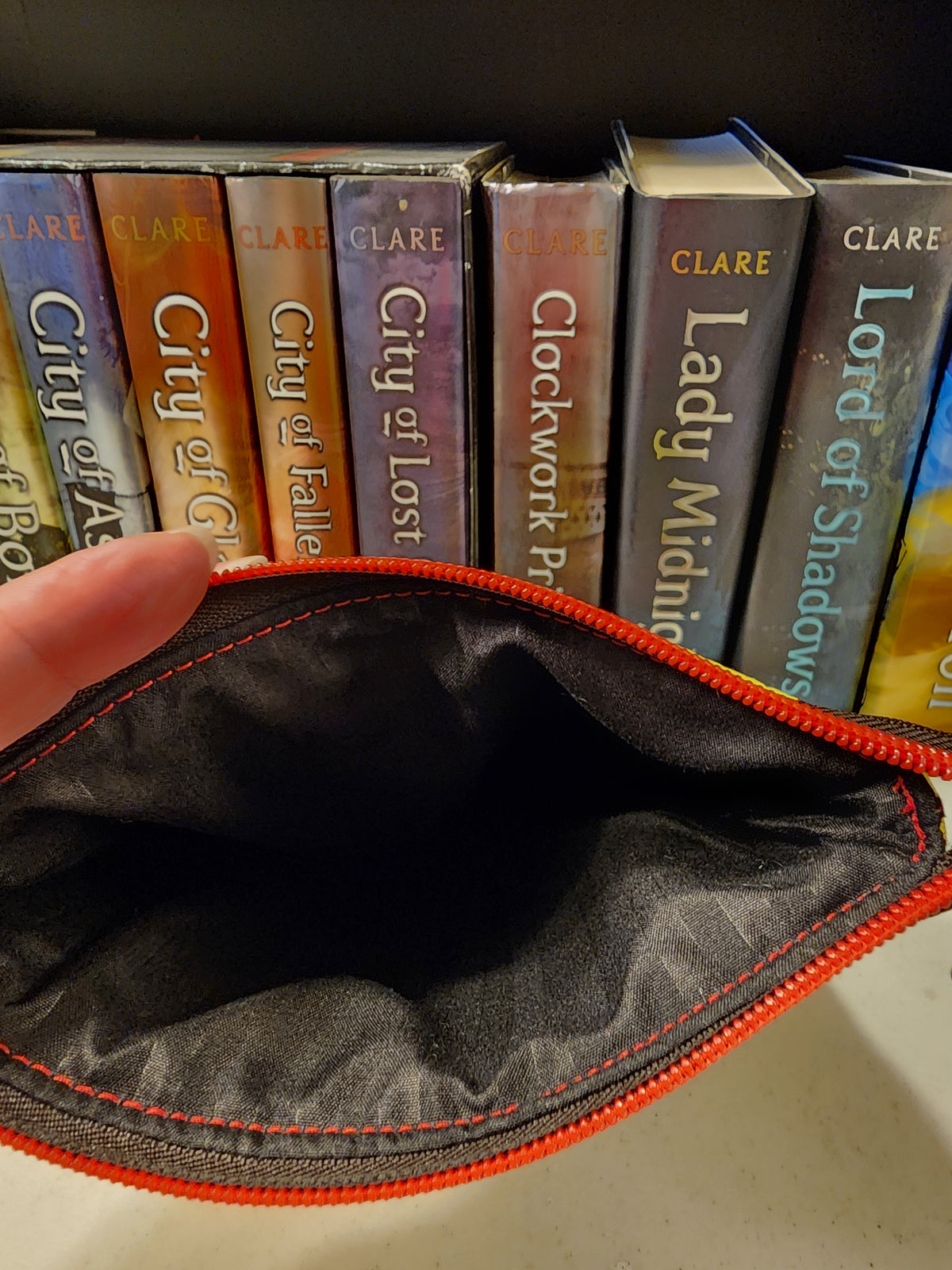 DCC Kindle pouch